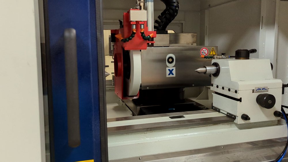 The OMICRON 600 E T7 — Semi-Auto Cylindrical Grinding Machine photo #8